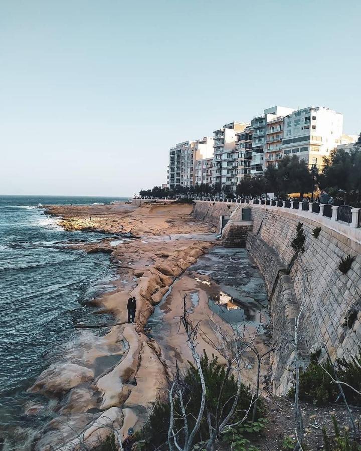 The Exiles Hotel Sliema Exterior photo